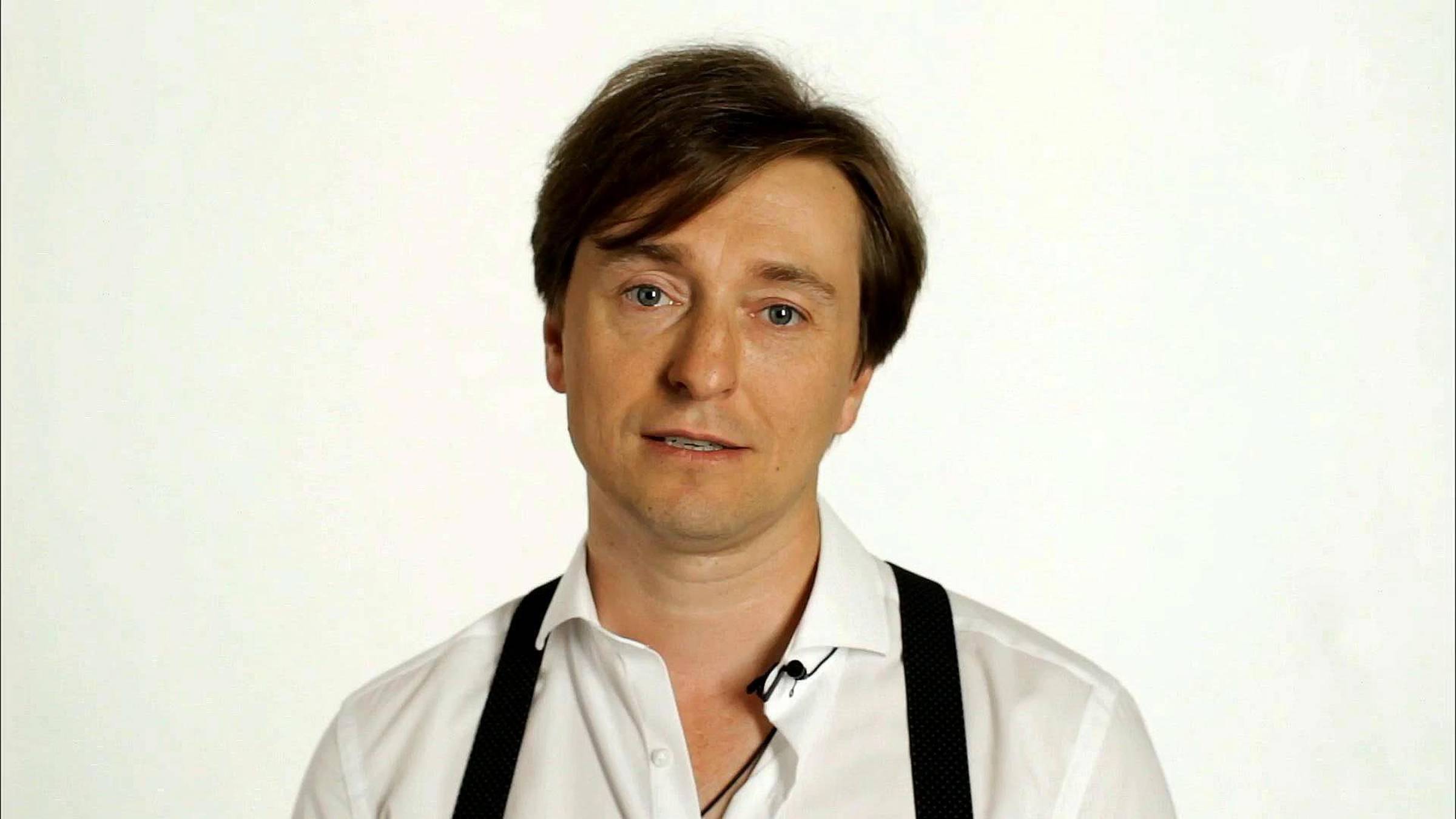 Сегодня день рождения у Безрукова Сергея Витальевича