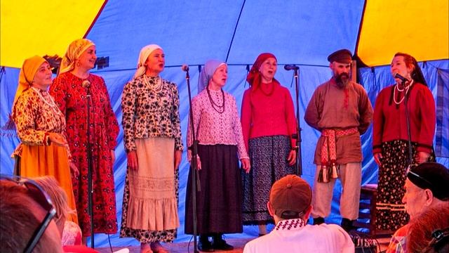 18 Посеяли девки лён - ансамбль Родолад (г. Ижевск)