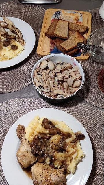 Курочка с пюре - обед пенсионера 👨🦳