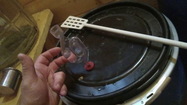 Второй перегон сахарного спирта -сырца на колонне с автоматикой