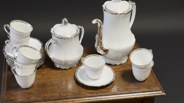 Фарфоровый сервиз Limoges с серебряным декором (Франция, середина XX века)