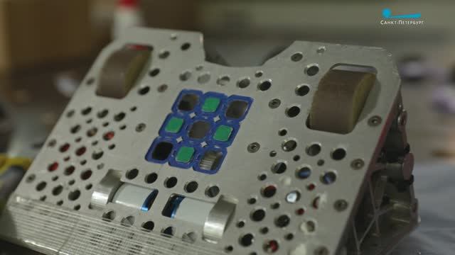 Будущее - здесь! Инженеры Петербурга сражаются в «Битве роботов»