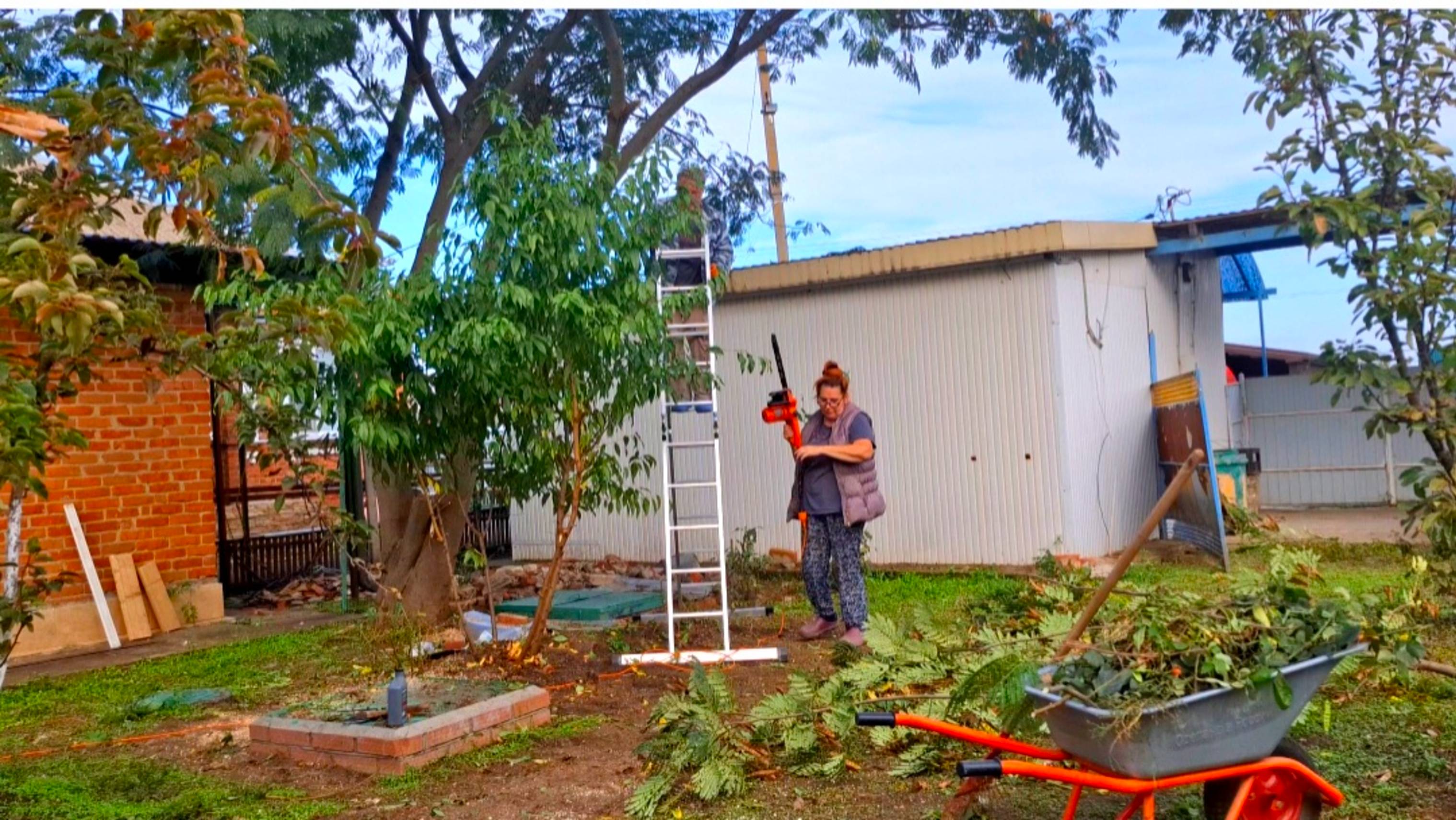 838 Станичники в работе. От себя не ожидали Аппетит приходит во время еды.