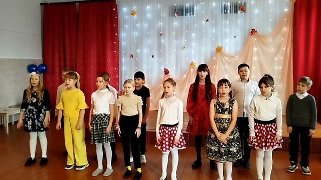 доча выступает