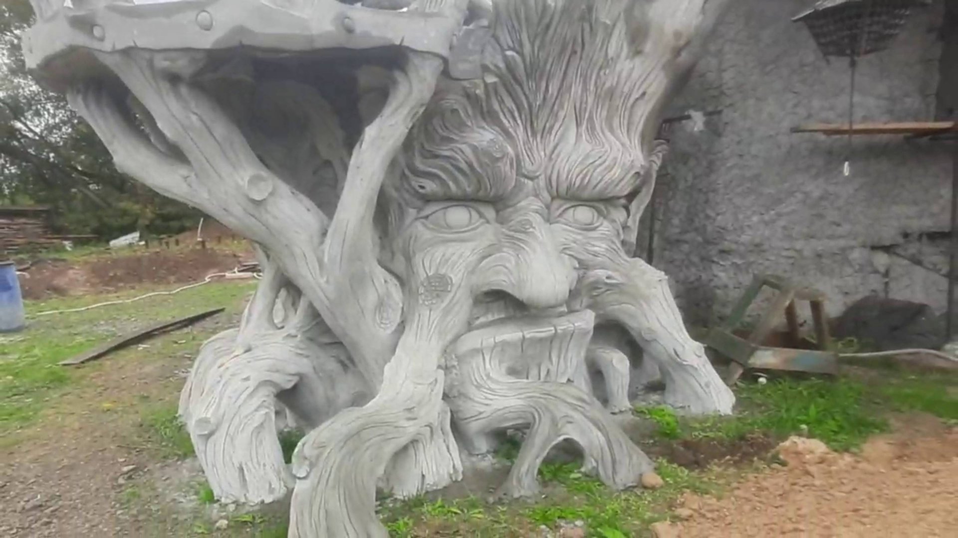 оформление усадьбы.  сказочные дома. скульптура из арт бетона мастер Коля.