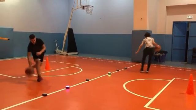 Развитие реакции, тренировка мяча в защите