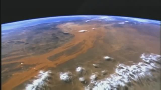 Земляне (2005)