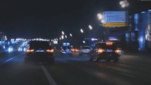 Гонки по ночному городу.