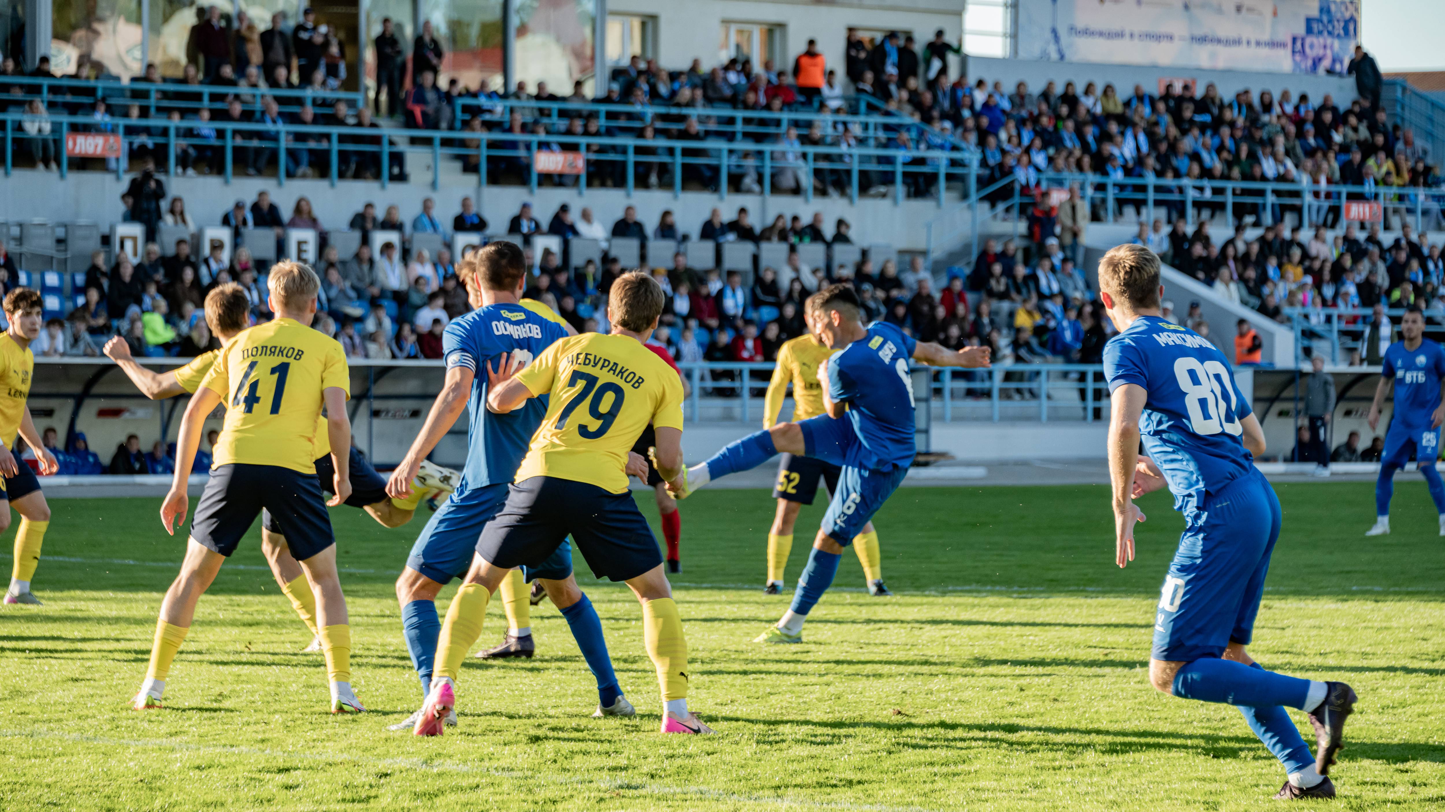 Противостояние "Севастополь" - "Ростов-2". Взгляд на игру из-за ворот от клубного ТВ 👀