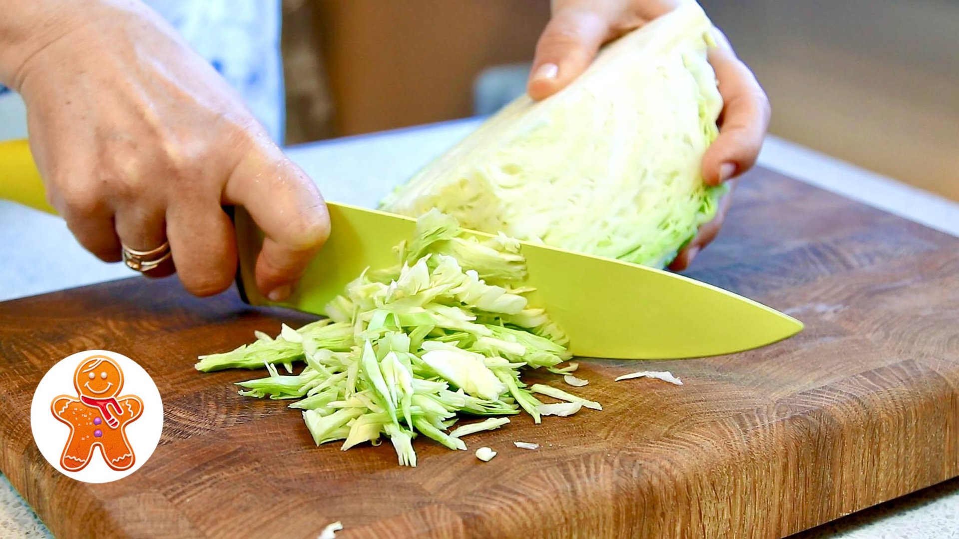 Необычный салат с капустой