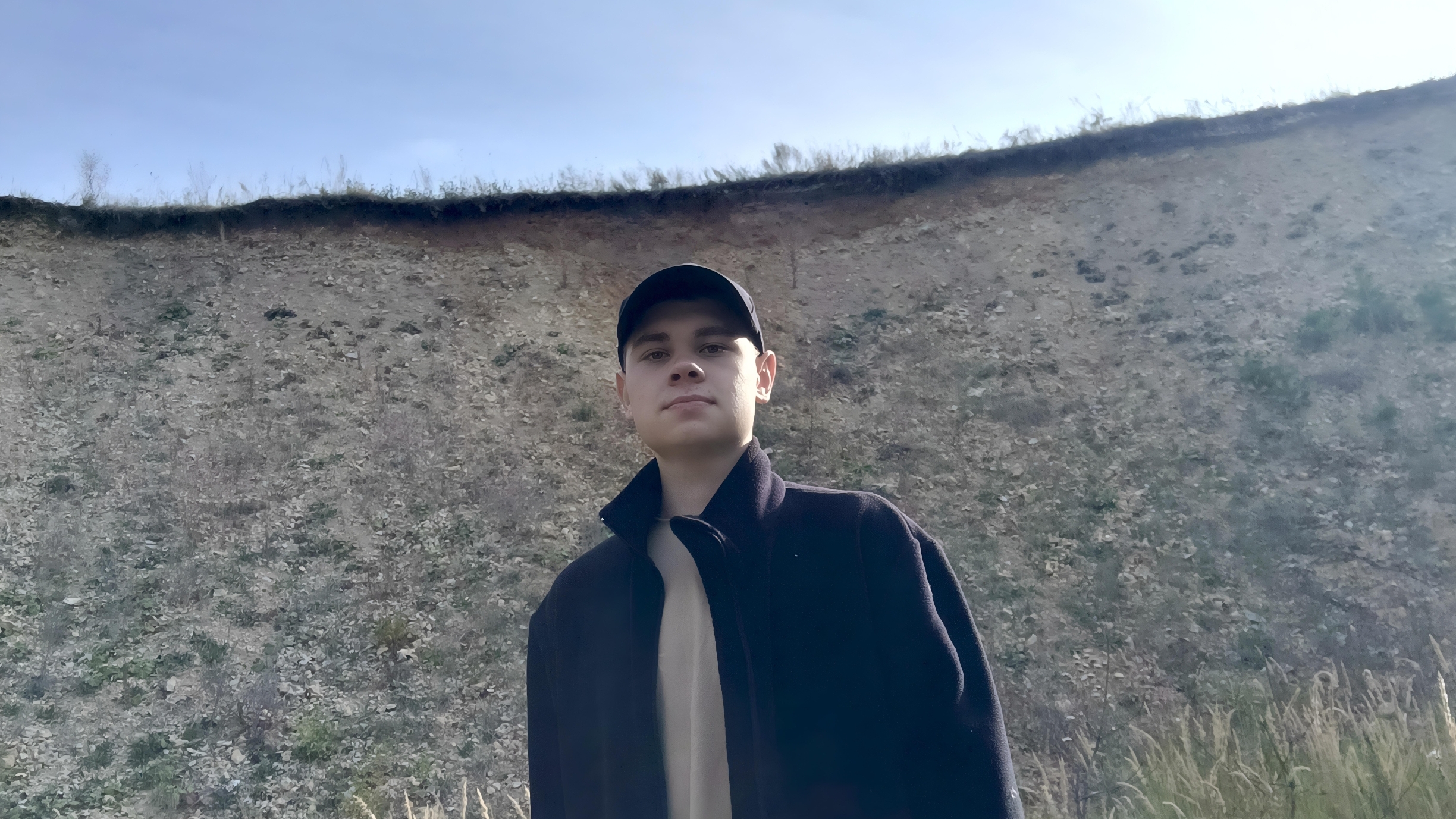 MAX BARS - Счастливый диктатор feat. Спаркс (Official Visualiser)