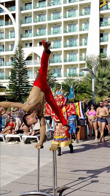 цирк приехал в отель