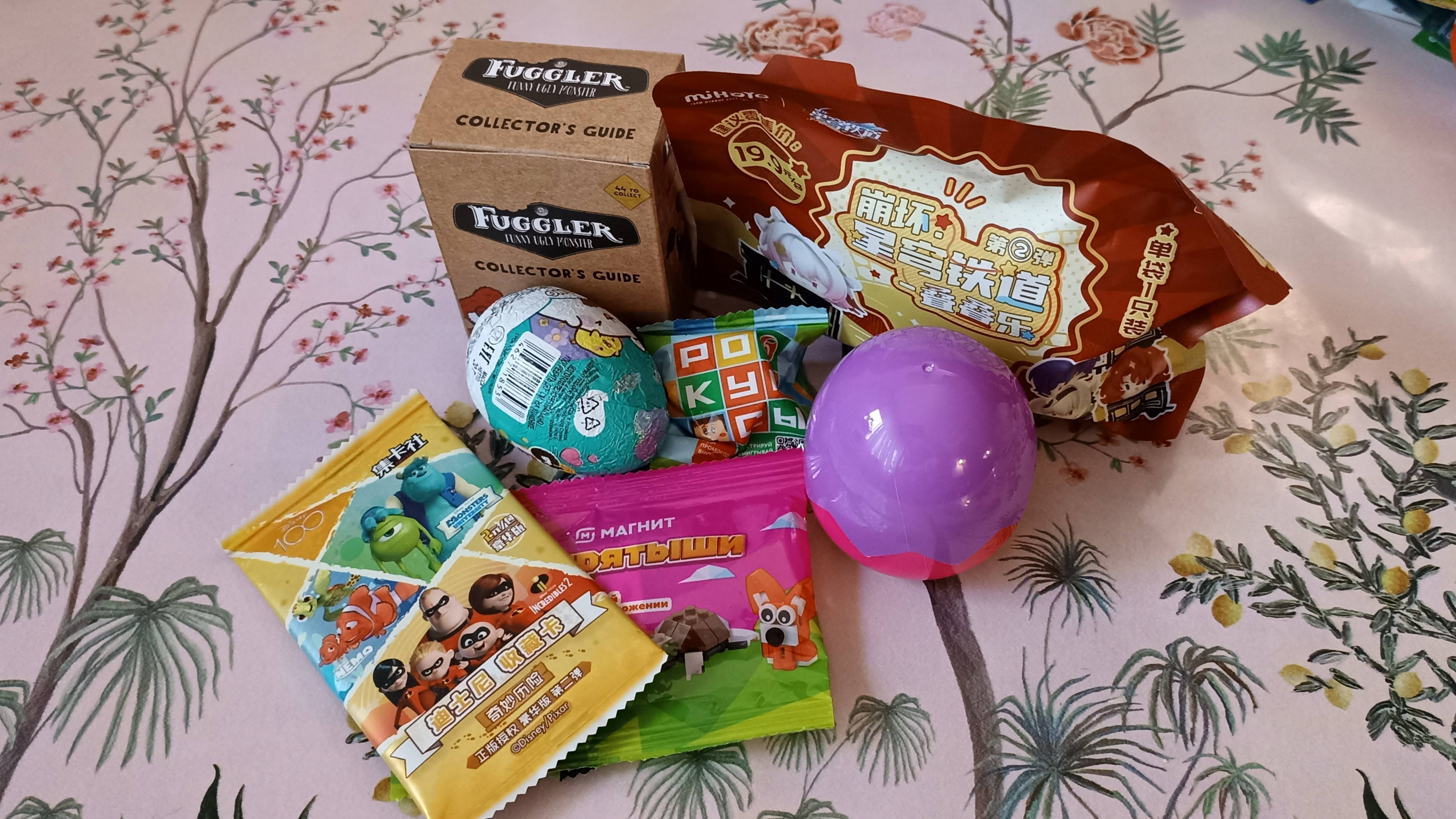 Распаковка и обзор сюрпризов