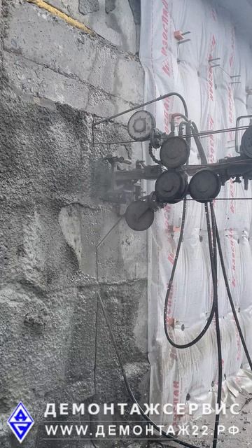 Стена рухнула… по плану!  Как алмазный канат вырезал проём