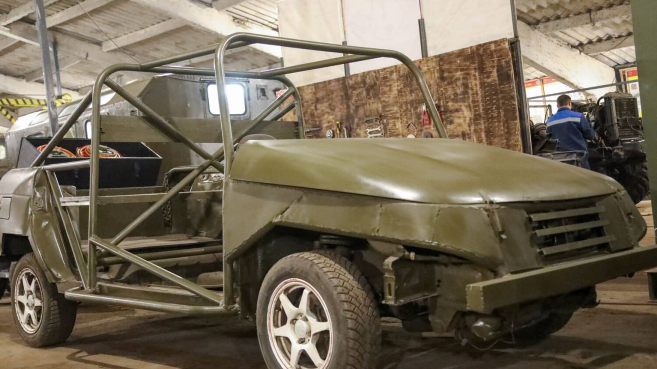 Беспилотник "Сова" и «Гусар» из «Шишиги».