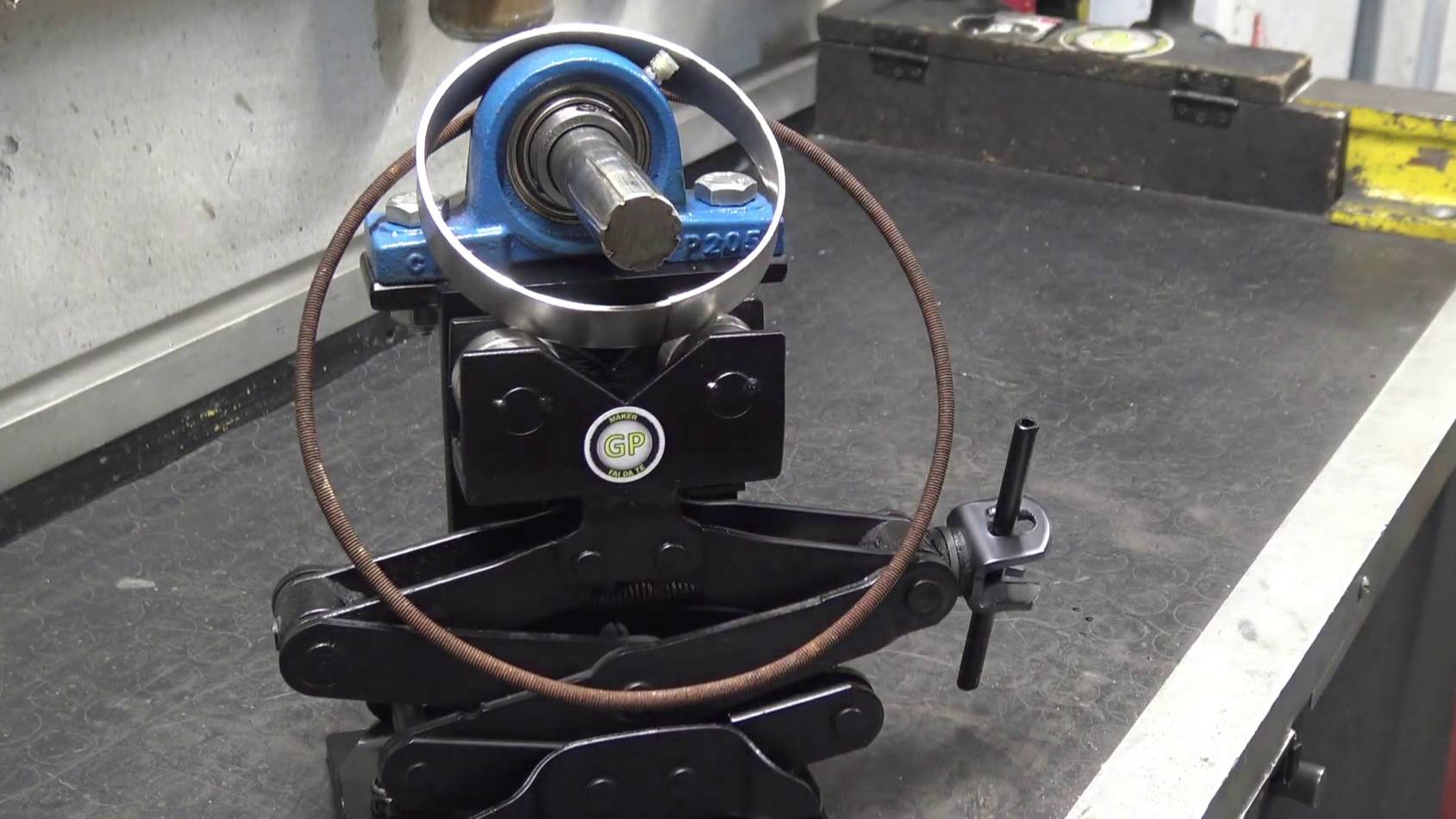 Гибочный станок из автомобильного домкрата