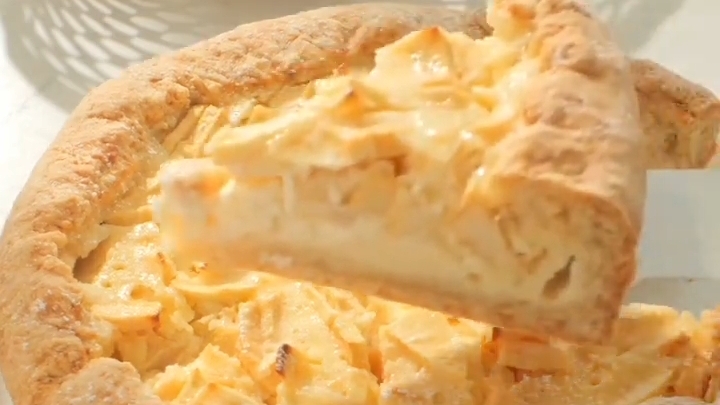 Сметанный ПИРОГ с яблоками «Цветаевский»...🥧🍶🍏🍎😋    Рецепт ⤵️