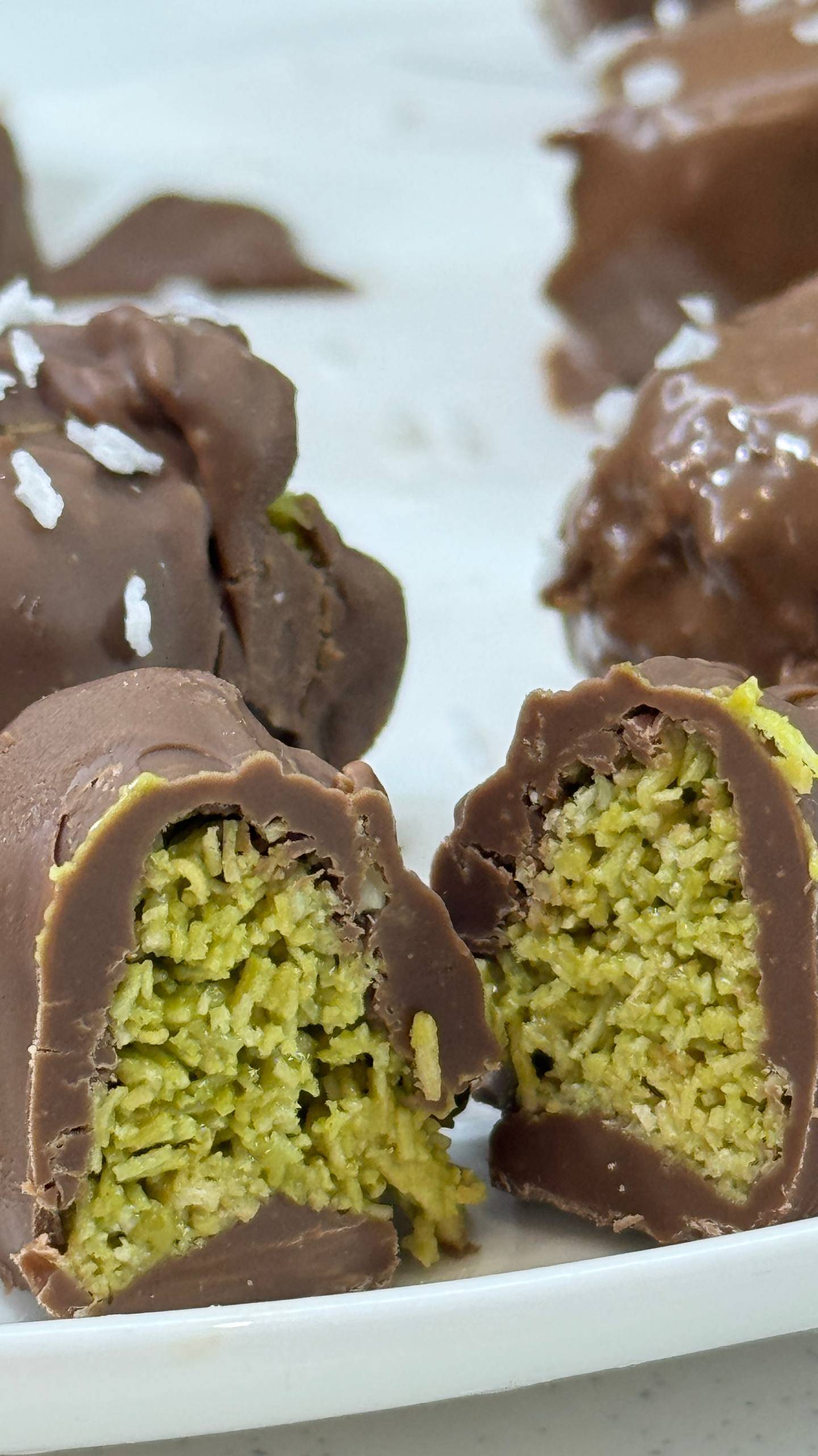 Я ПОВТОРИЛА Дубайский шоколад дома. Дубайские конфеты. Результат ШОКИРОВАЛ всех! Получилось вкусно!