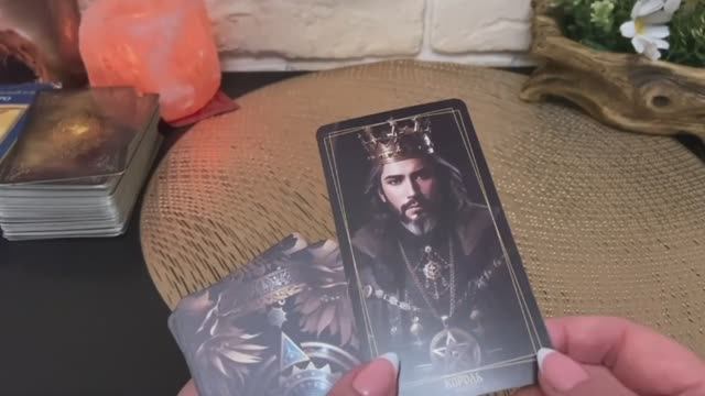 Тянет ли его к тебе❤️🔥✨🥰Таро