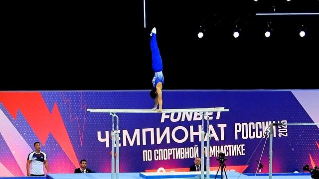 ГАШКОВ Кирилл 343 на брусьях