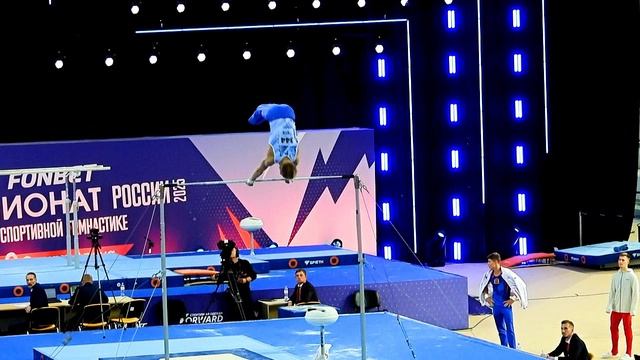 КУЛЯК Иван 344 на перекладине