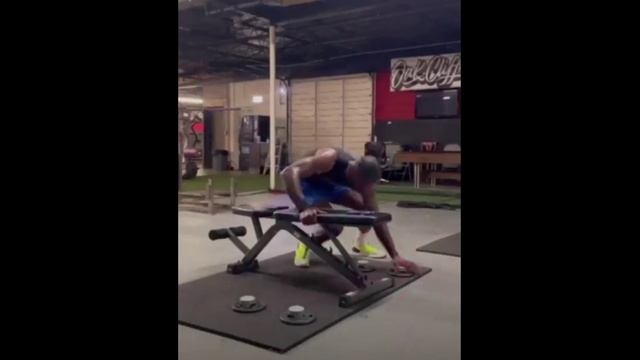 Прыжки через скамью с BlazePod