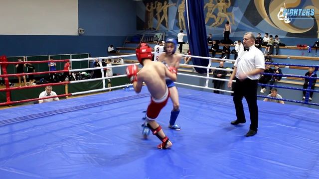 Кикбоксинг. Фулл-контакт с лоукик