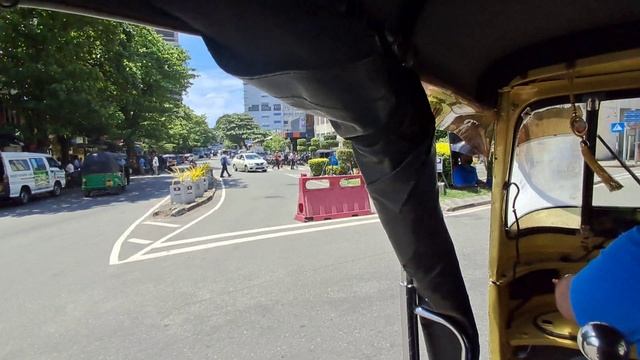 🚌 Транспорт Коломбо и на чем перемещаться туристам