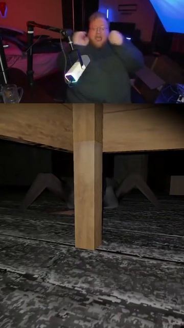 Т2х2 Жёстко испугался Гренки