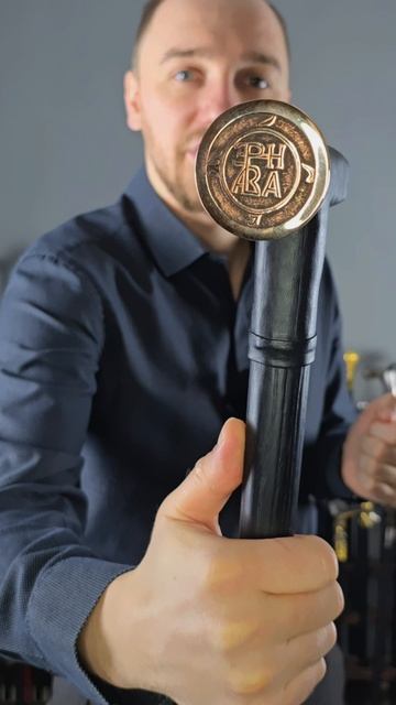 Трость с БРОНЗОВЫМ ГВОЗДЕМ? Это лишь одна из наших работ!