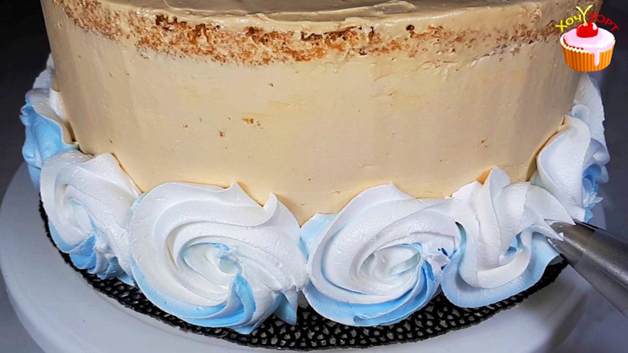 🌈 Как сделать двухцветный крем для украшения тортов и капкейков❓