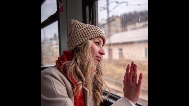 "ОДНАЖДЫ ЭТОЙ ОСЕНЬЮ"... (Фото Сергея ЗЛОБИНА (Чусовой), музыка Чика КОРИА (США))