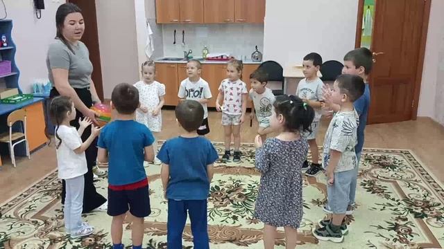 одежда. 10.11.2025