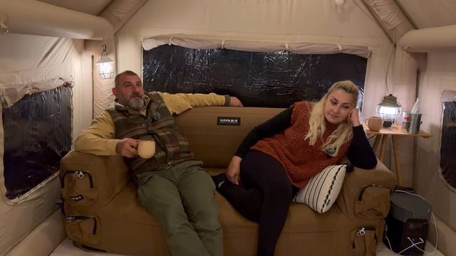 АТИК Кемпинг с комфортом дома в 2-комнатной палатке.