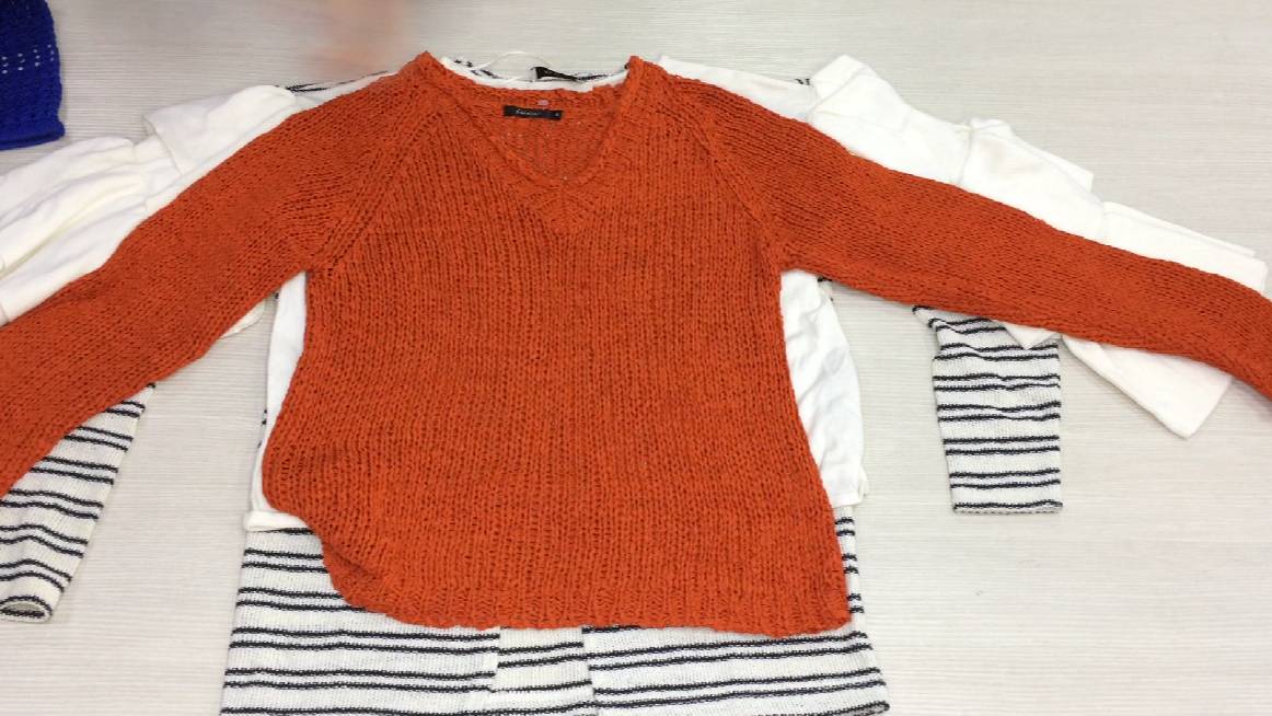 ст7725кл. Джемпера легкие крем