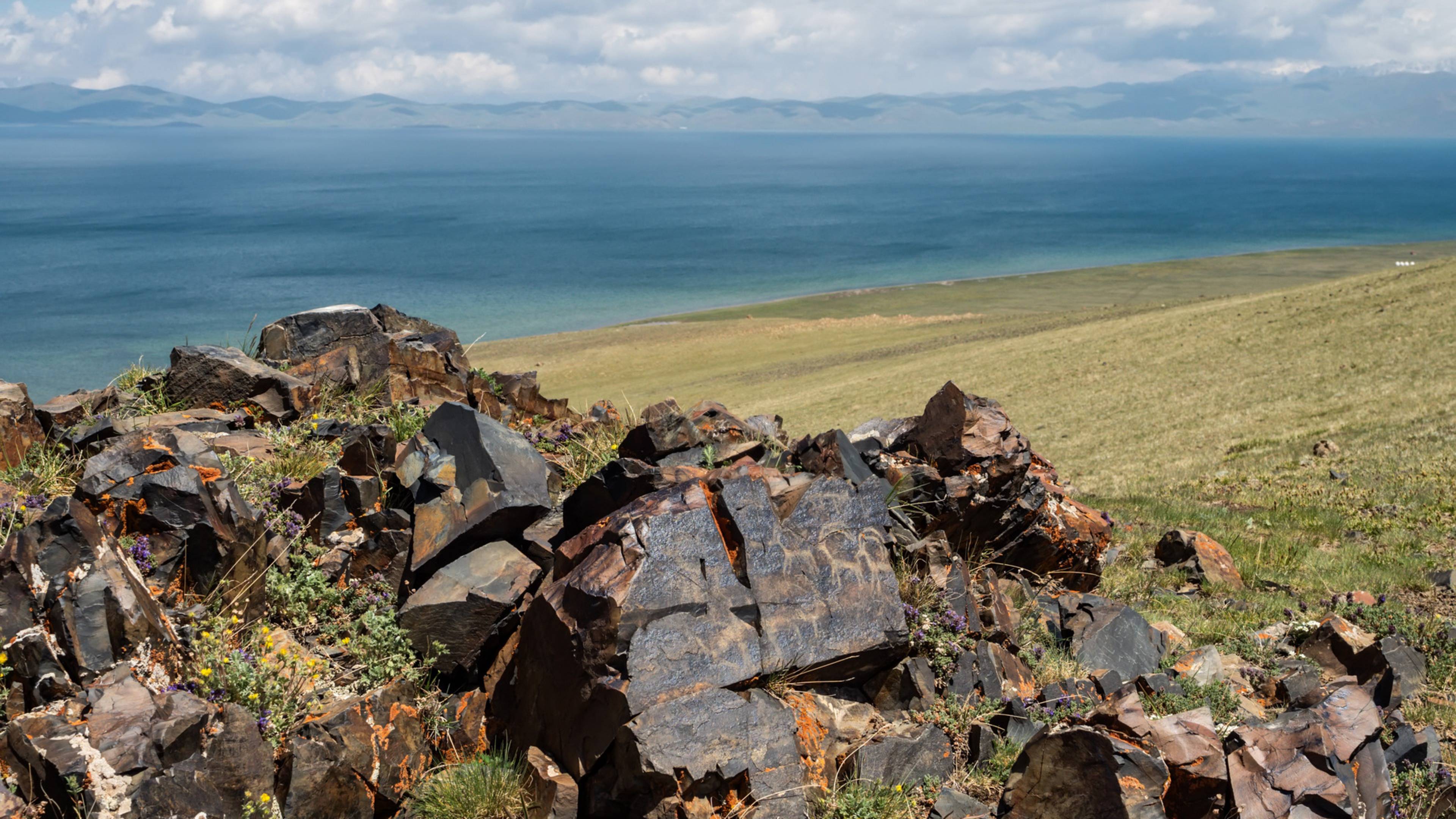 Кыргызстан. Автотур с юга на север