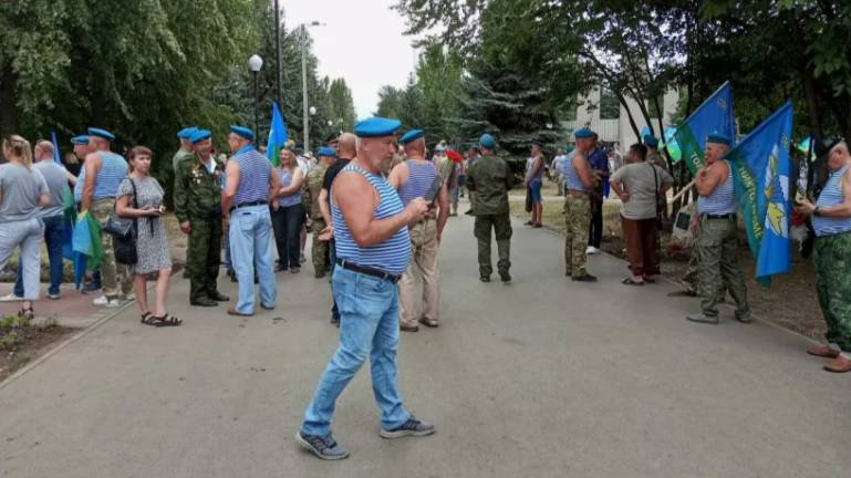 "Голубые береты". Да. Мы будем всегда.