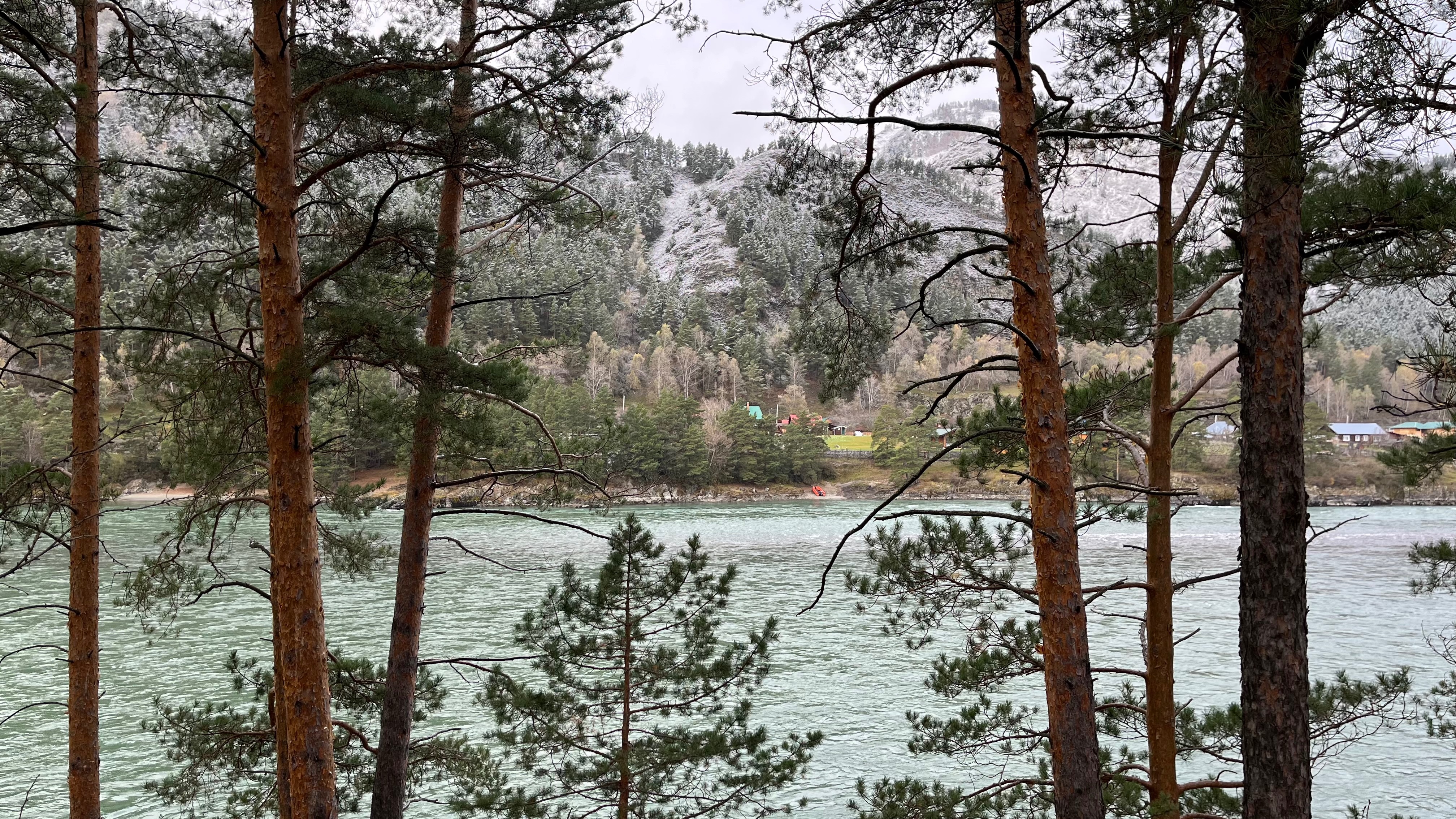 Шум Катуни. Алтай! Наслаждайся.