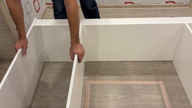 Не влезает телевизор Как мы собирали буфет для кухни