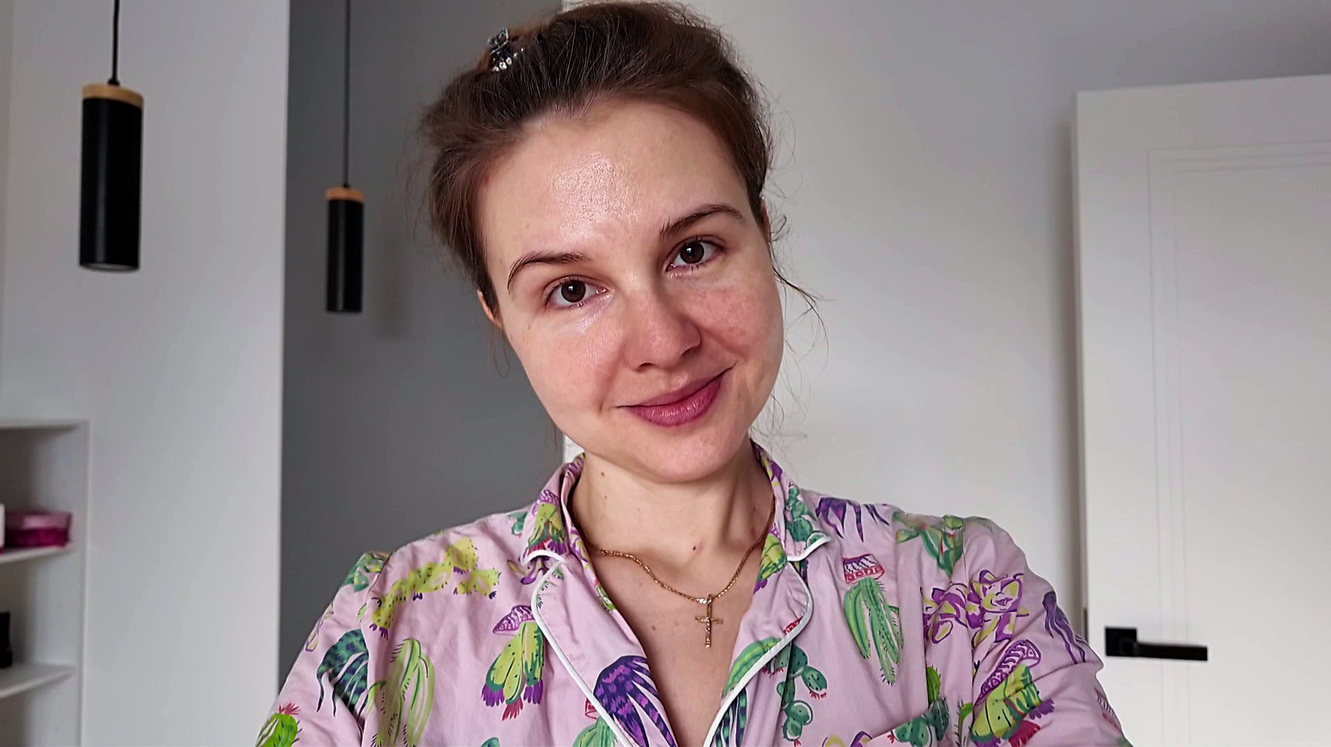 29/ПОСЛЕДНЕЕ УТРО В НАШЕМ ДОМЕ 😢 ПРИЧИНА ПРОДАЖИ КВАРТИРЫ ! ПРОЩАЮСЬ С ОГОРОДОМ ! НАПАЛИ КРОТЫ