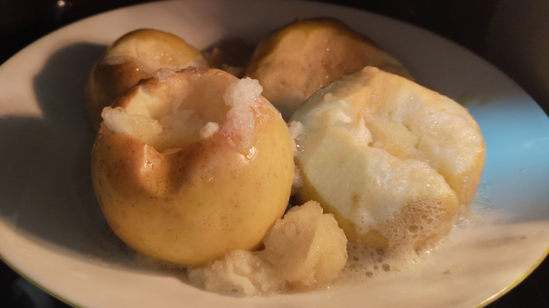 Секреты Зеленой дачи: Печеные яблоки с медом