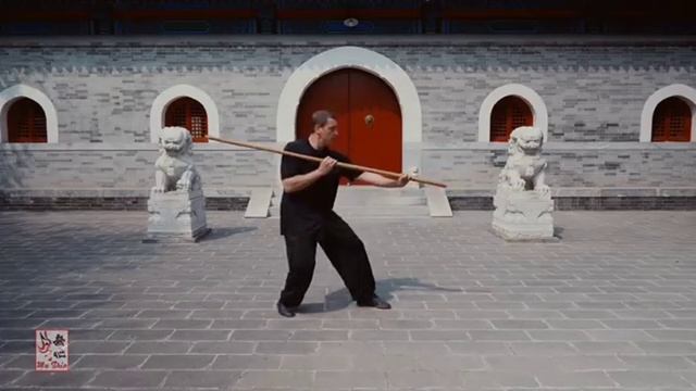 Синъицюань - Синъи Гунь - Пи Гунь (Расщепляющий Шест) -  Байрон Джейкобс