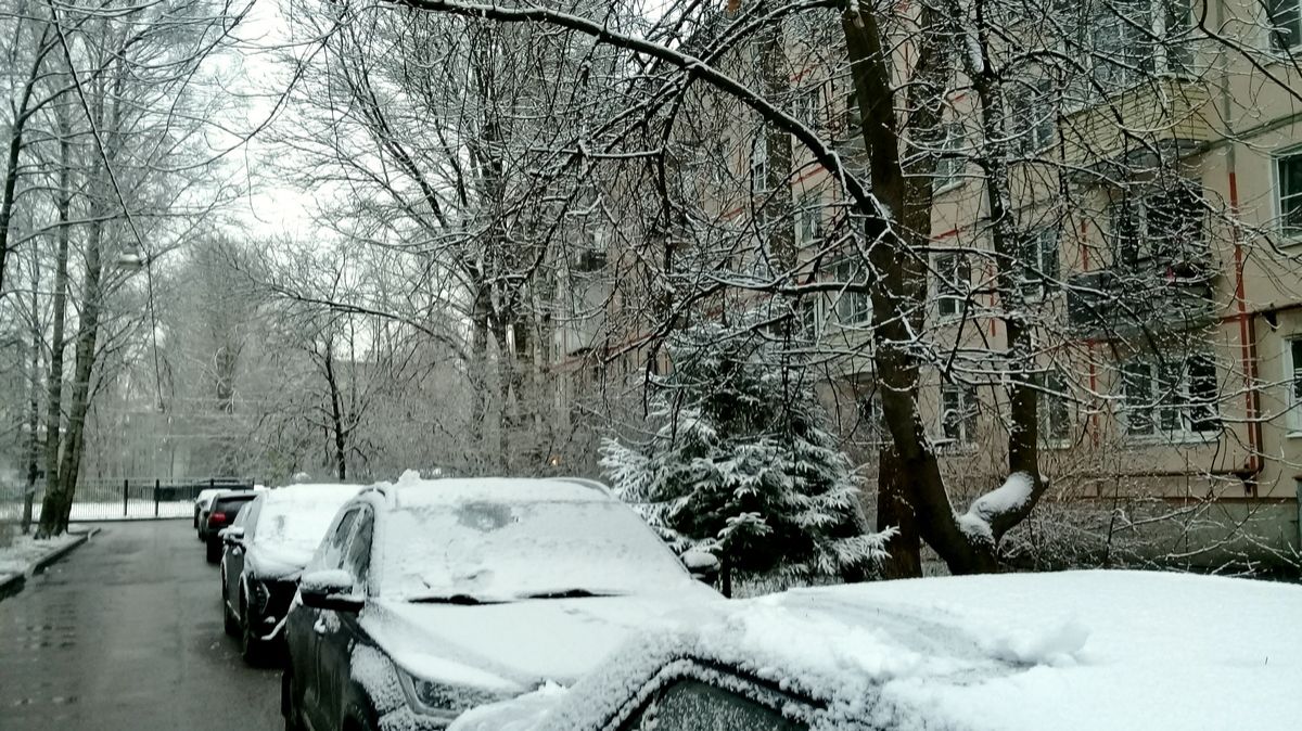 Снег скоро растает, на улице +