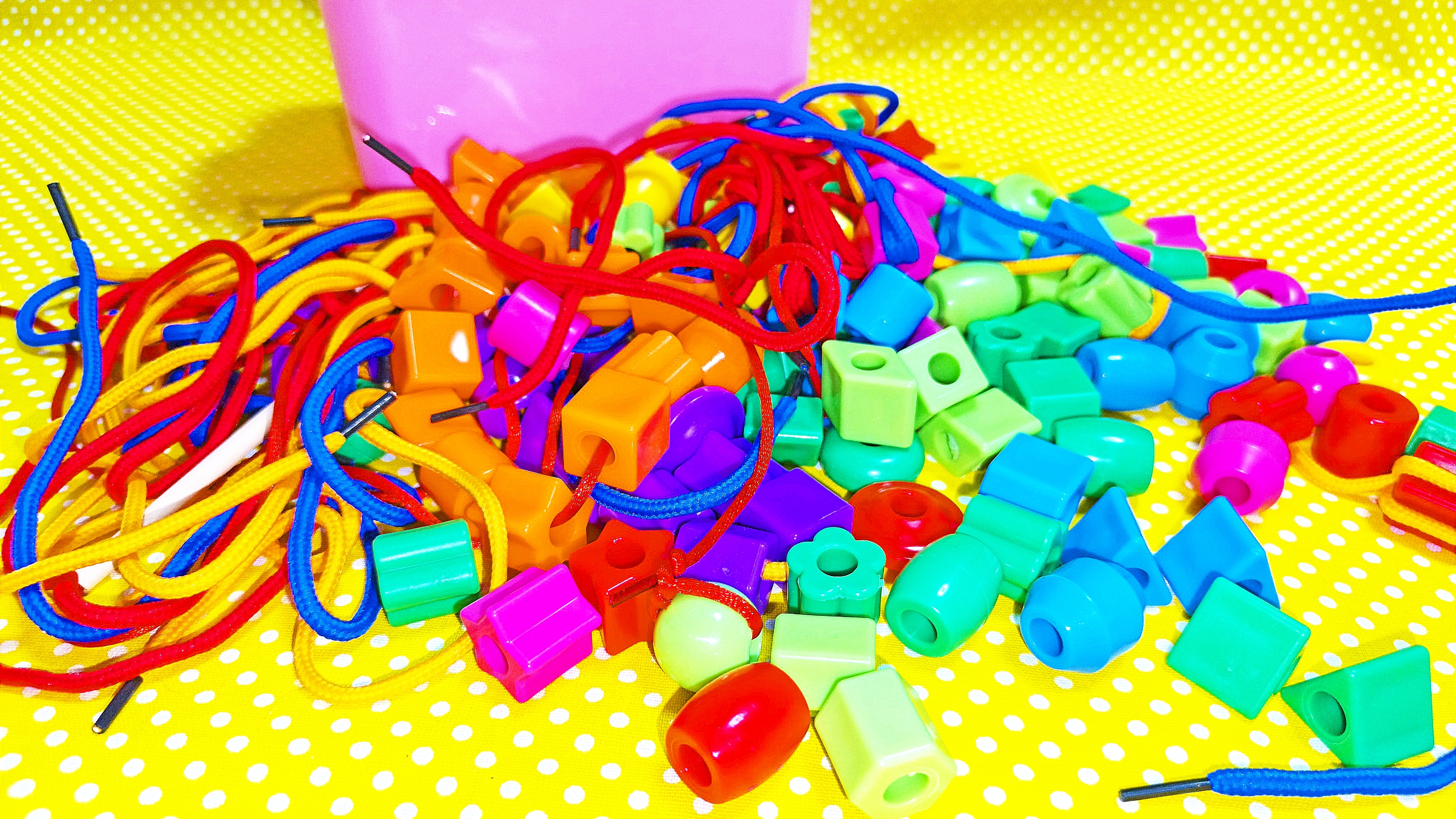 Крупный бисер.Игрушки для детей.Игрушка.Играть.Поиграть.Игры.Играем.Игрушка для ребёнка.Игра