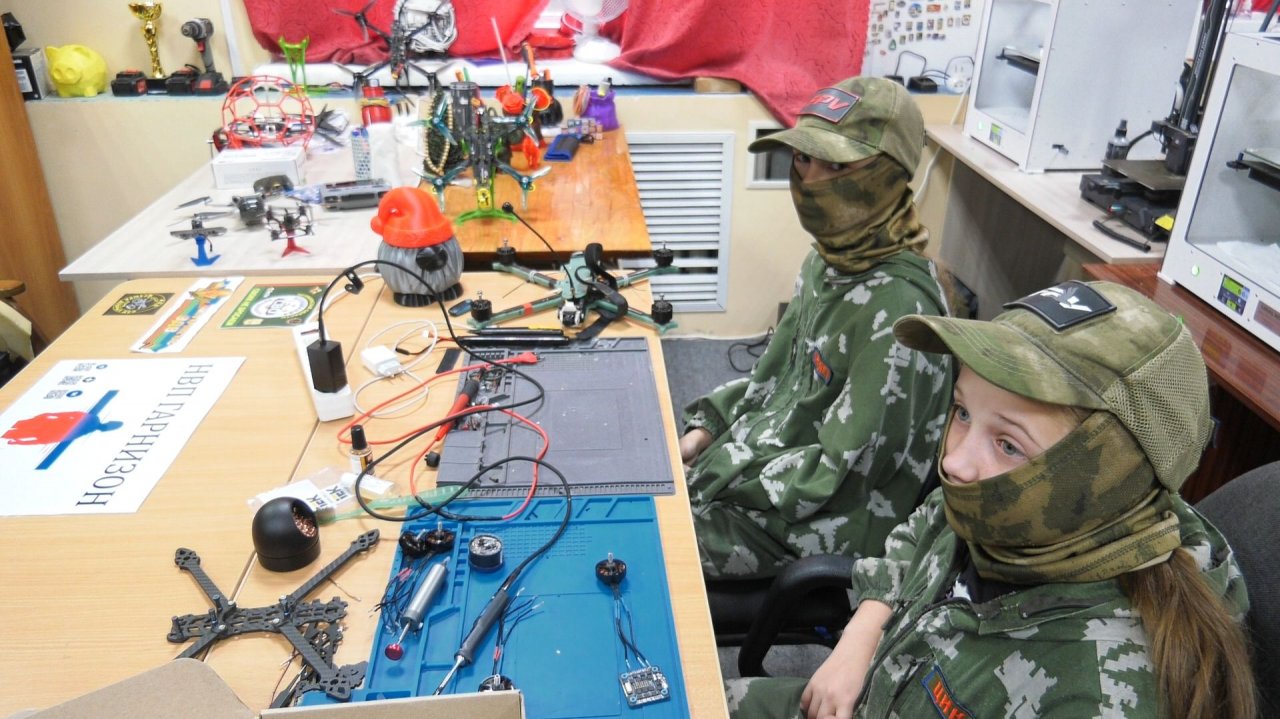 В ДОСААФе работает военно-патриотический клуб