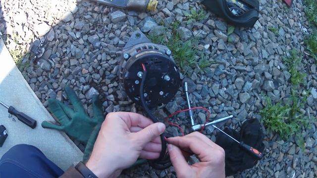 Неисправность нового генератора. Трехуровневый регулятор напряжения Энергомаш 67.3702-02. Нива 21213