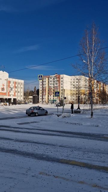 Солнечная теплая погода в г. Нерюнгри 18 ноября 2025 года!