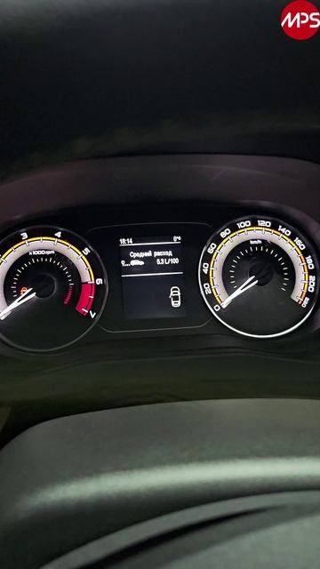 Lada Iskra SW Cross против Vesta SW Cross: померились аппетитами. А может, новый Solaris KRX взять?