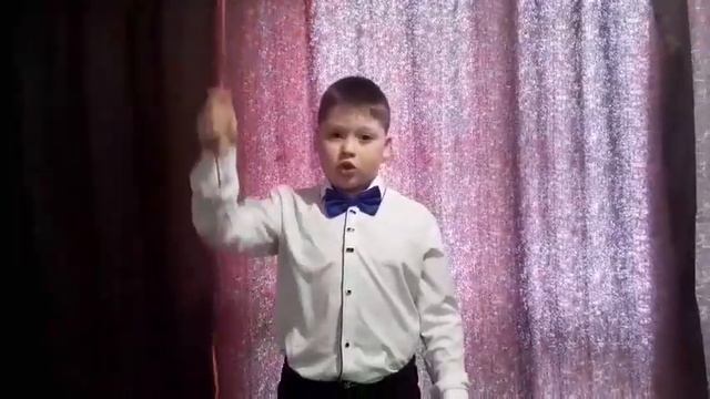 Серпантин детской поэзии. Лучшее индивид исполнение стихотворения (7-10 лет). Голодников Иван