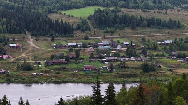 ПОСЕЛОК ЗАГОВОРУХА НА РЕКЕ ВИШЕРА